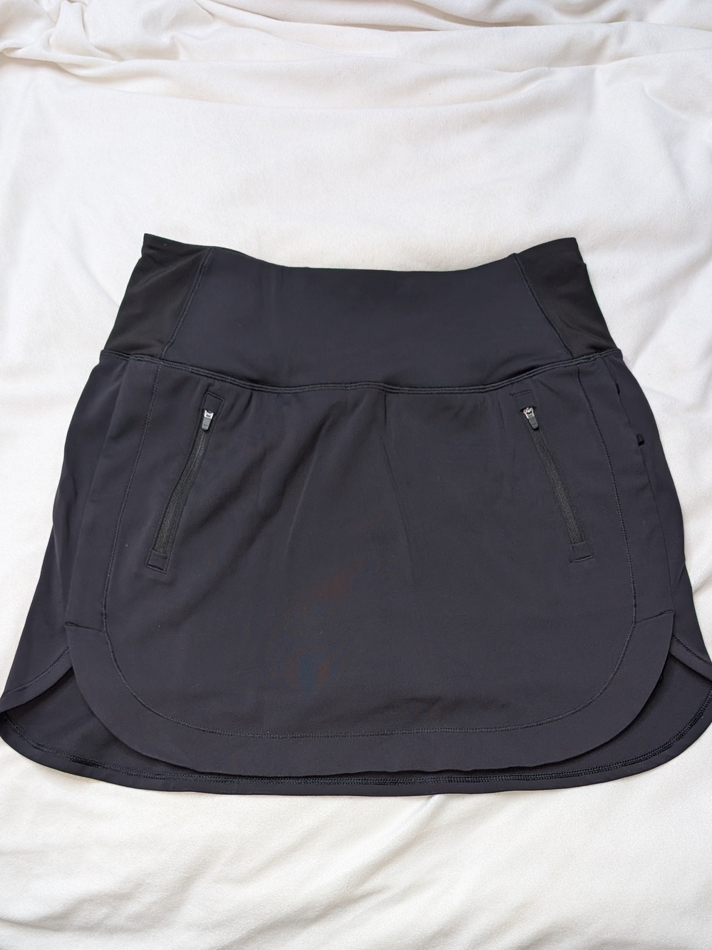 Athleta Fairway Golf SKORT 16" S Black Active Skort Bike Shorts Zip Pockets